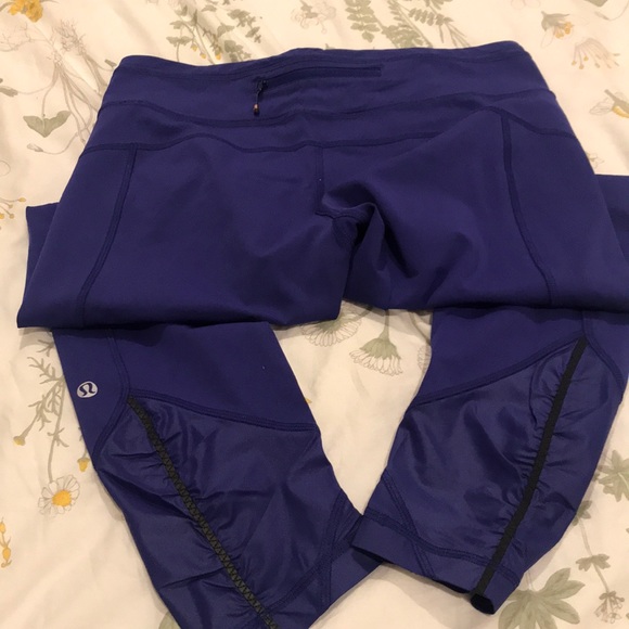 Lululemon leggings - Picture 4 of 7